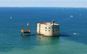 Fort Boyard - Atlantic Hôtel 3 étoiles sur l'île d'Oléron en Charente Maritime